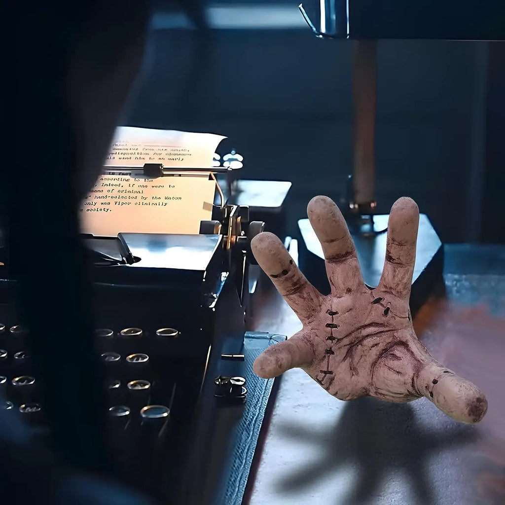 Halloween Horror Props Broken Hands Horror Wednesday Thing Hand Toy Latex Figurine Home Decor Desktop Crafts Party Costume Prop